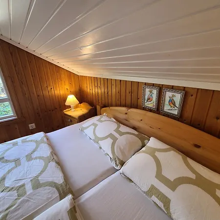 Semesterbostad Hillhouse - Mit Sauna *